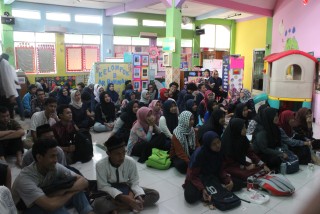 Himpunan Mahasiswa Teknik Industri UPNVJ dalam Pengabdiannya Tehadap Masyarakat