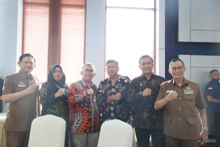 Rektor UPNVJ Turut Berbahagia Atas Perayaan HUT LVRI Ke-66