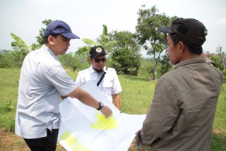 Peninjauan Lokasi Penanaman Pohon Dalam Rangka Dies Natalis UPN “Veteran”Jakarta Yang Ke-56