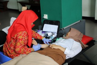 Fakultas Ekonomi dan Bisnis Gelar Donor Darah,  Antusias Melebihi Pendaftar
