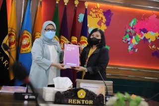 Penyerahan DIPA BLU, UPNVJ Tingkatkan Layanan