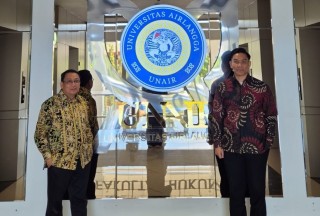 FH UPNVJ dan FH UNAIR Jalin Kerja Sama untuk Perkuat Tridharma dan Program Doktor