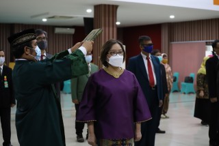 Rektor Lantik 37 Pejabat dilingkungan UPNVJ