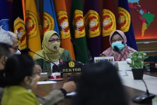 UPNVJ Laksanakan Exit Meeting Hasil Pemeriksanaan Laporan Keuangan oleh Itjen Kemendikbudristek