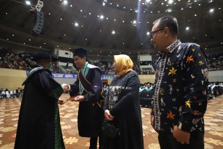 Kisah Dedikasi Liosantra Oskar di UPNVJ: Dari Atlet Pencak Silat hingga Wisudawan Karya Mahardika