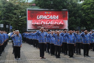 UPNVJ Gelar Upacara Bendera, Teguhkan Komitmen Bela Negara dan Internasionalisasi