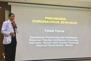 Cegah Virus Corona, Prof. dr. Faisal Yunus, Phd,  Sp.P(K), FCCP, FISR Beri Kuliah Umum