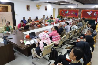 Tingkatkan Efektivitas Anggaran, UPNVJ Gelar Sosialialisasi Sistem Akuntabilitas Kinerja Instansi Pemerintah (SAKIP)