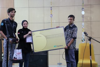 Blackbox 2019 memberikan Apresiasi Bagi Dosen Terbaik Pilihan Mahasiswa