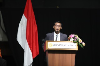 Kemendiktisaintek Soroti Pentingnya Kemampuan Adaptasi Lulusan UPNVJ di Era AI