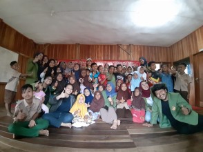 Peningkatan Minat Baca Anak dengan Dongeng Literasi di Desa Cimanggu