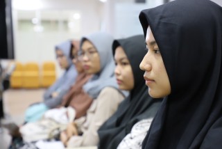 Dukung Penuh Mahasiswa Ukir Prestasi, Rektor Adakan Pertemuan dengan Mahasiswa Berprestasi Jalur SEMA UPNVJ
