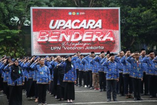 Wakil Rektor Akademik UPNVJ Sampaikan Capaian 2026 dan Strategi Pembelajaran Daring dalam Upacara 17-an