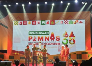 Pimnas 38 Resmi Dibuka, Tim Ecoscale dan Naver Glasses Wakili UPNVJ di Ajang Riset Nasional
