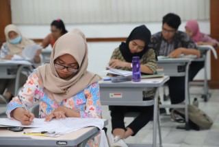Mahasiswa Mahasiswi Program Studi Akuntansi UPNVJ Kantongi Sertifikasi Kompetensi dari LSP TA