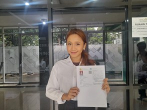 Terbang dari Palembang, Marsena Ikuti Ujian Literasi Bela Negara SEMA UPNVJ demi Cita-cita Kedokteran
