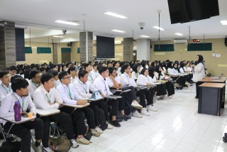 FK UPNVJ Gelar Penilaian Mini-CEX dan DOPS untuk Tingkatkan Kompetensi Klinis Mahasiswa Koas Berbasis Tempat Kerja