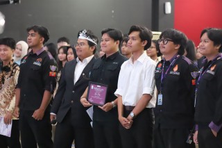 FISIP UPNVJ Gelar Sekolah Politik Pergerakan 2026, Perkuat Literasi Politik dan Semangat Bela Negara