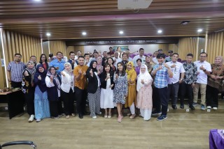 Pelepasan Dr. Dra. Rr. Retno Dyah Kusumastuti, M.Si: Penghormatan atas Dedikasi dan Pengabdian