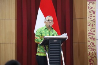 Rektor UPNVJ Dorong Lulusan Unggul dan Siap Hadapi Kebutuhan Industri