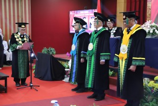 Semangat Tingkatkan Kualitas Akademik, UPNVJ Kukuhkan 3 Guru Besar