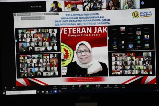 Rektor UPNVJ Lantik Pengurus MPM, BEM Universitas dan UKM Tahun 2021