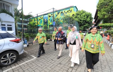 Kunjungan Dirjen Kemenkeu RI ke Kampus UPNVJ: Tinjau Tata Kelola dan Interaksi dengan Mahasiswa 2025