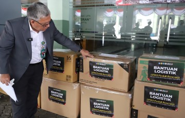 Dari Alat Kesehatan hingga Perlengkapan Sekolah, UPNVJ Lepas Bantuan untuk NTT
