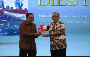 Rektor Apresiasi Kinerja FH UPNVJ, Penerbitan Buku Bela Negara Warnai Puncak Dies Natalis ke-26