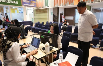 1.943 Lulusan Bersiap Wisuda di JCC, UPNVJ Pastikan Pengambilan Toga Berjalan Tertib