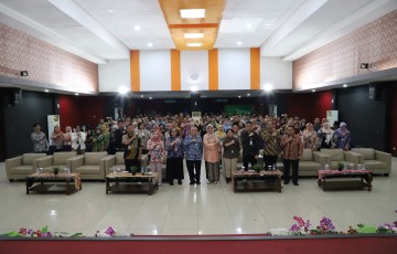 Ramah Tamah Tahun Baru UPNVJ: Rektor Anter Venus Soroti Predikat Informatif PPID dan Transformasi Berkelanjutan